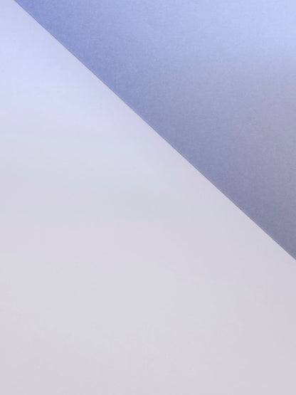 Blassblaue Diagonale Edition